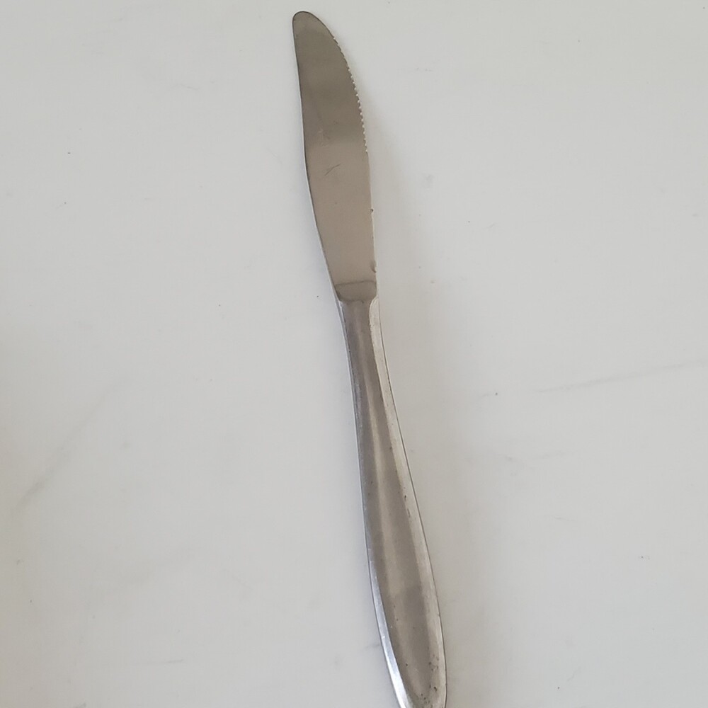 DELCO Stainless Steel Dinner Knife Serrated Blade Made in Korea